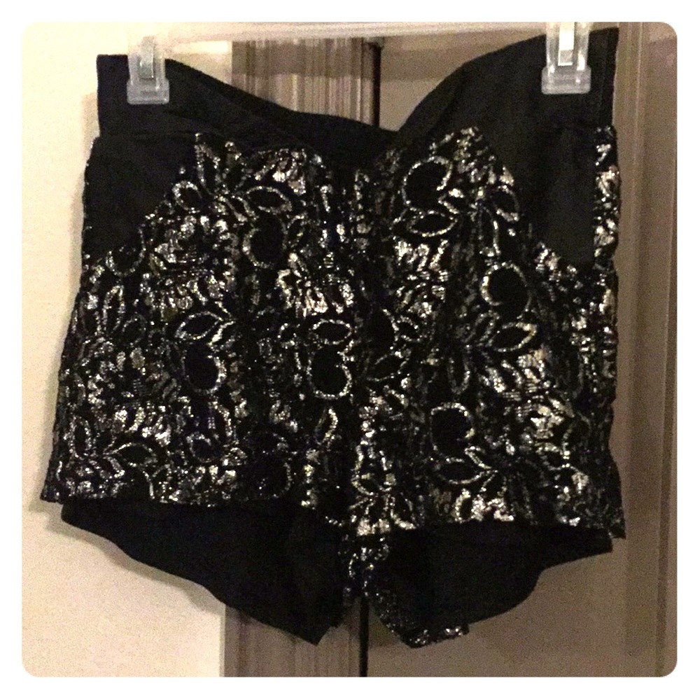 👛 CCO Final Price 👛 - Bebop Shorts